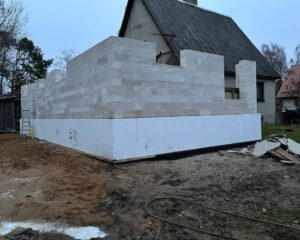 Bauroc ehitusplokist juurdeehitus